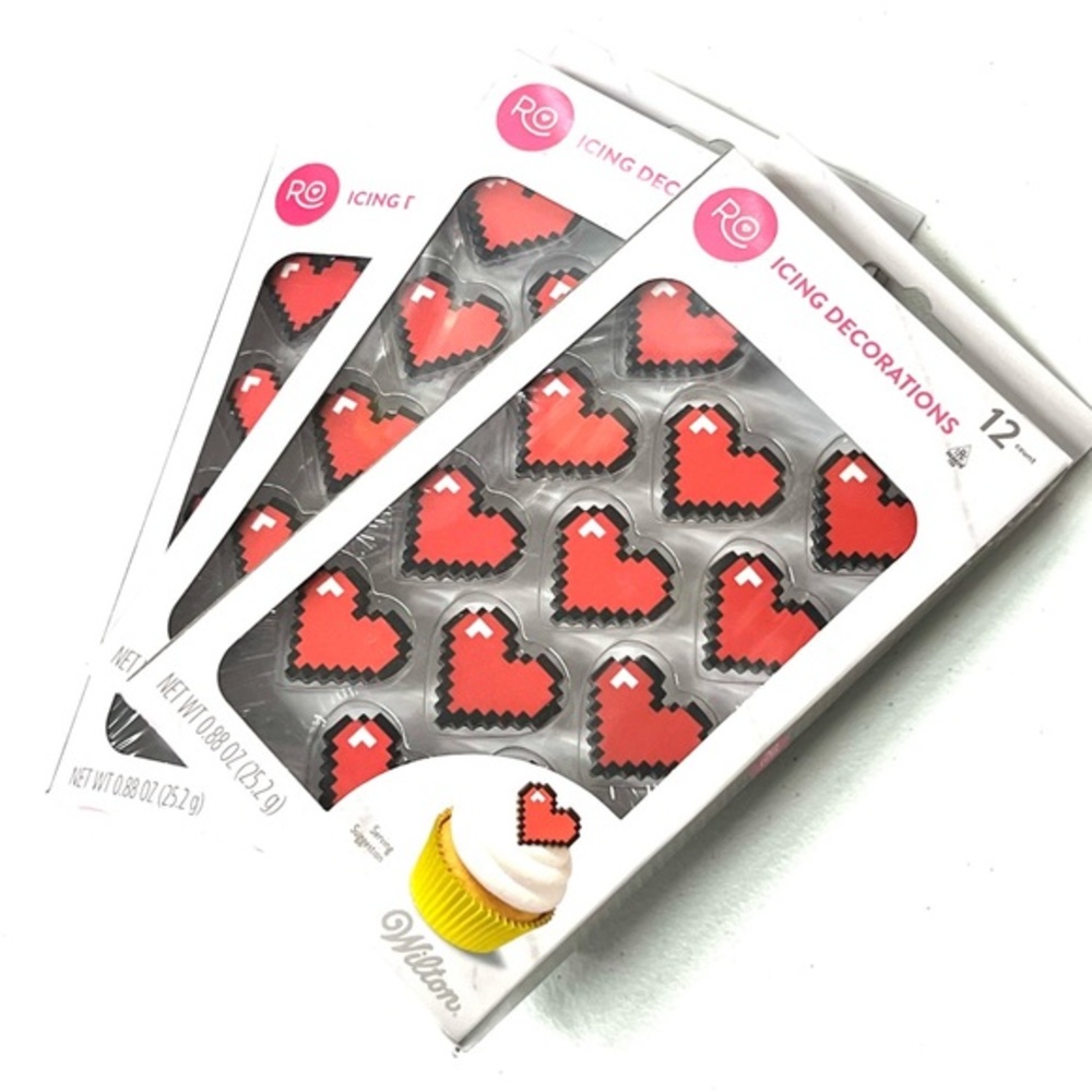 Valentine’s Day  Pixel Heart Icing Decorations